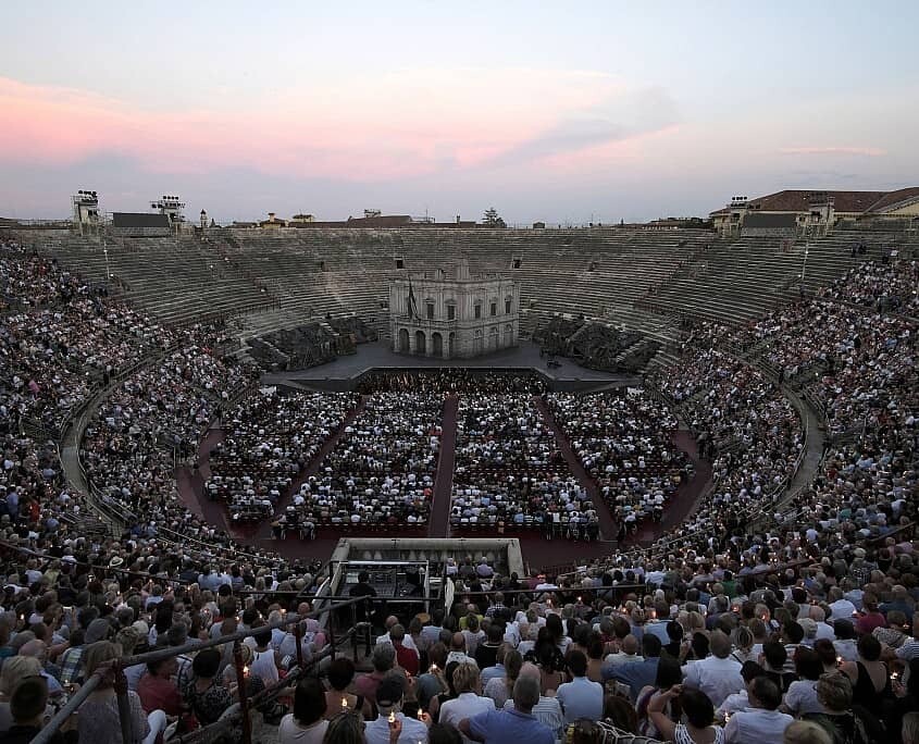 Arena di Verona 2024 mit Tickets • m24o